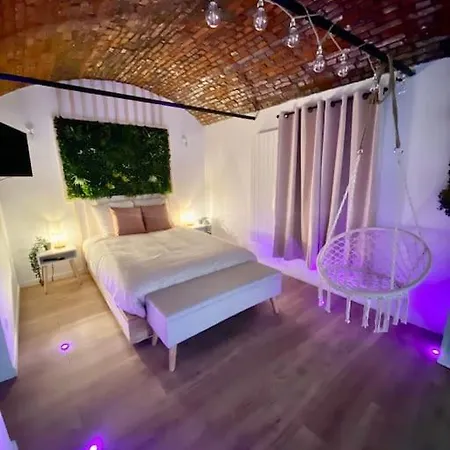 Les Amourettes Ruão